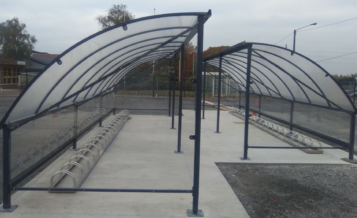 Parking à vélos avec toit arrondi AR