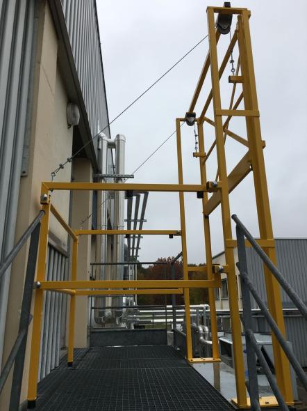 Devis Barrière écluse repliable à effacement vertical SG44