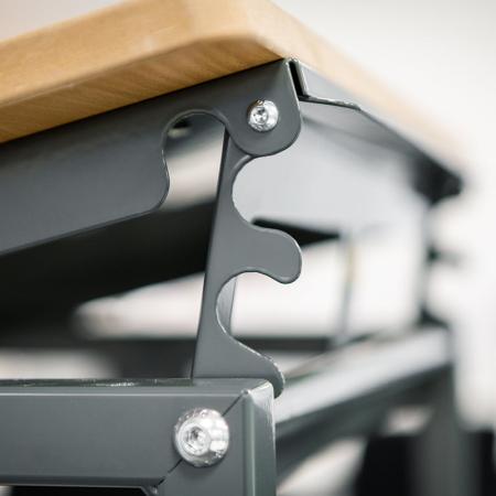 Devis Table de travail mobile à hauteur réglable - plateau inclinable*