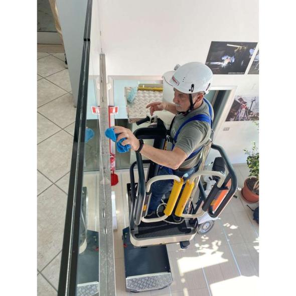 Vente Nacelle élévatrice 4 mètres - automotrice en position basse (AXEO)