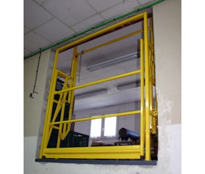 Barriere ecluse compacte pour manutention de palettes