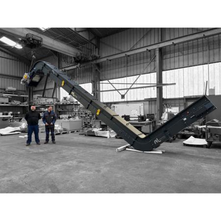 Convoyeur modulaire de pellets à trémie tampon