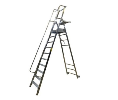 Escabeau à plateforme Réf. 82268