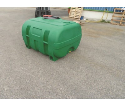 Comparateur Ensemble cuve plastique et pompe sur plateau, 600 à 2000 L