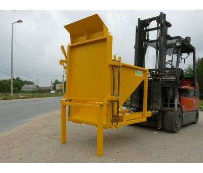 Comparateur Benne à fond incliné et porte pour vidage rapide FP