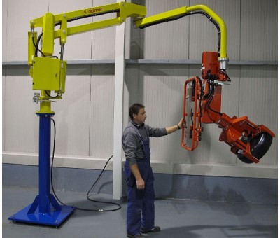 Potence pneumatique articulée jusqu'à 1500 kg