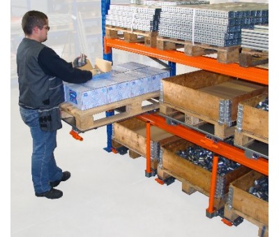 Tiroir sur lisses de rayonnage, extractible à 70%