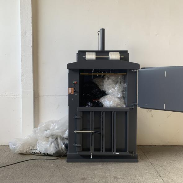 Devis Presse à balles 30 kg pour carton et plastique V55E