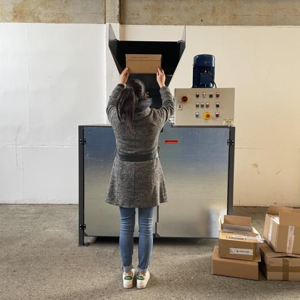 Devis Broyeur de déchets alimentaires et d'emballages pour conteneur 4 roues 660 L