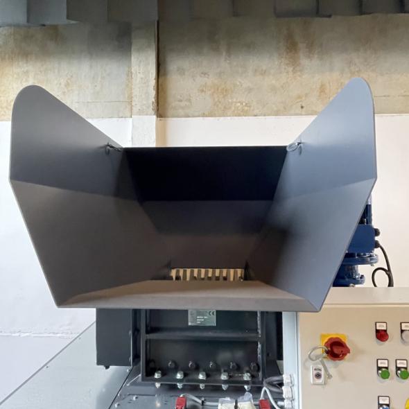 Prix Broyeur de déchets alimentaires et d'emballages pour conteneur 4 roues 660 L