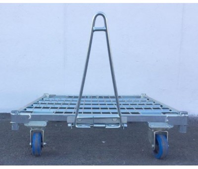 Timon universel pour train de chariots roll conteneur