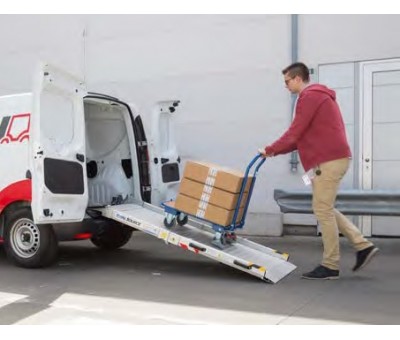 Rampe de chargement repliable pour camionnette et utilitaire