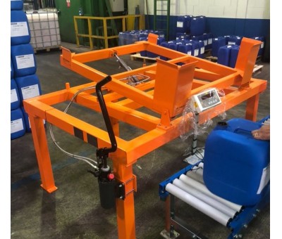 Prix Inclineur de cuve en poste fixe pour dosage et soutirage LRE EVO