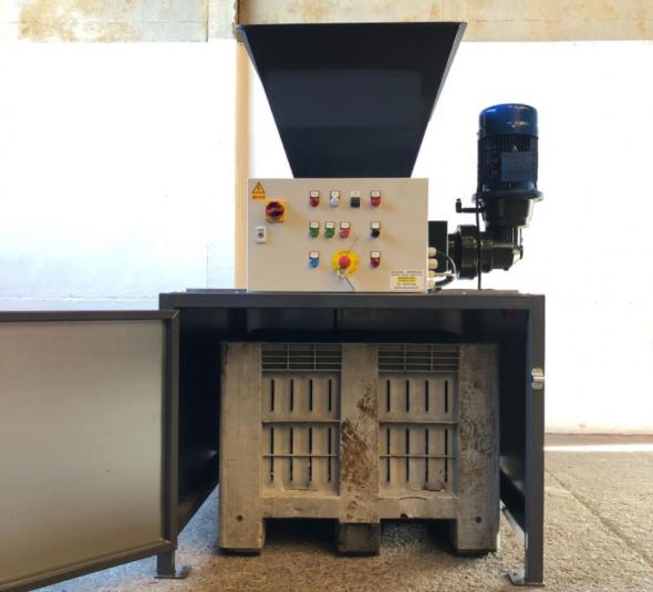 Vente Broyeur de carton pour production de chips de calage TB500 (DECOVAL SERVIPACK)