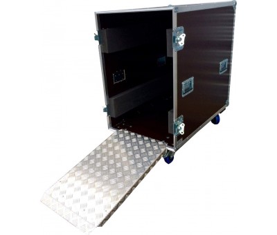 Flight case avec rampe de chargement