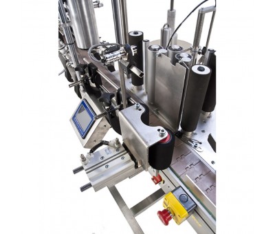 Achat Etiqueteuse 2 étiquettes adhésives pour bouteilles de vin