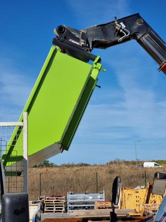 Vente Benne basculante pour chariot télescopique BT (GOUBARD)