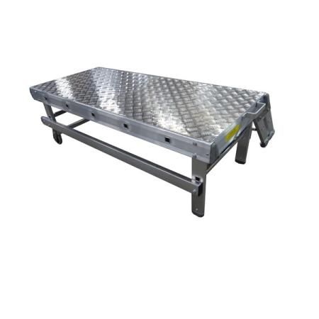 Vente Estrade mobile avec déplacement latéral Réf. EST SP-M (ABA ECHELLES)